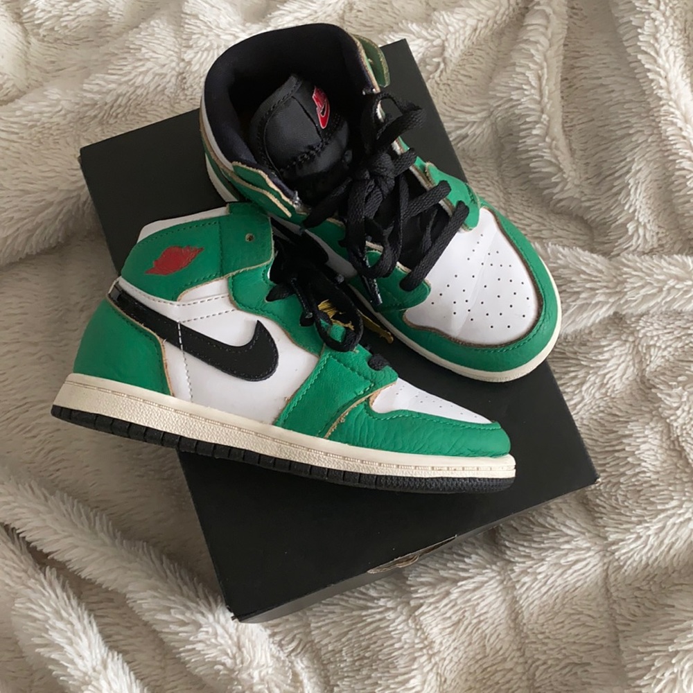 Lucky green 1s
